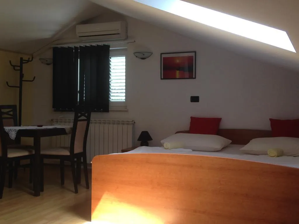 Apartments Vunic Moscenicka Draga