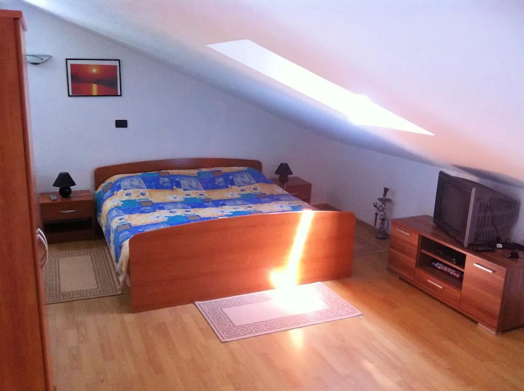 Apartments Vunic Mošćenička Draga 0*,